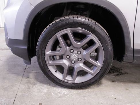 Certified 2023 Honda Passport EX-L image 11