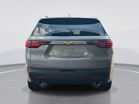 Used 2023 Chevrolet Traverse LT AWD/4WD image 6