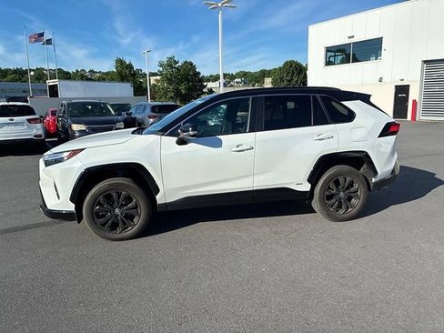 Used 2024 Toyota RAV4 XSE AWD/4WD image 14