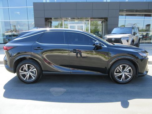 Used 2024 Lexus RX 350 Premium w/ Convenience Package AWD/4WD image 11