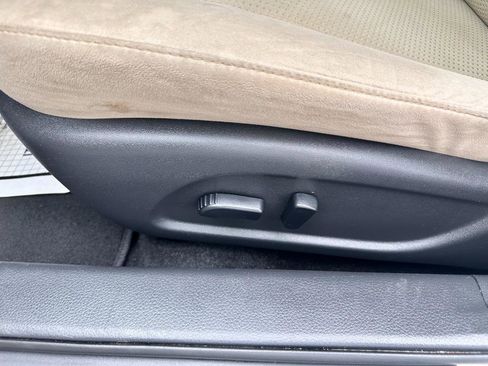 Used 2015 Nissan Altima 2.5 S w/ Power Driver Seat Package FWD image 11