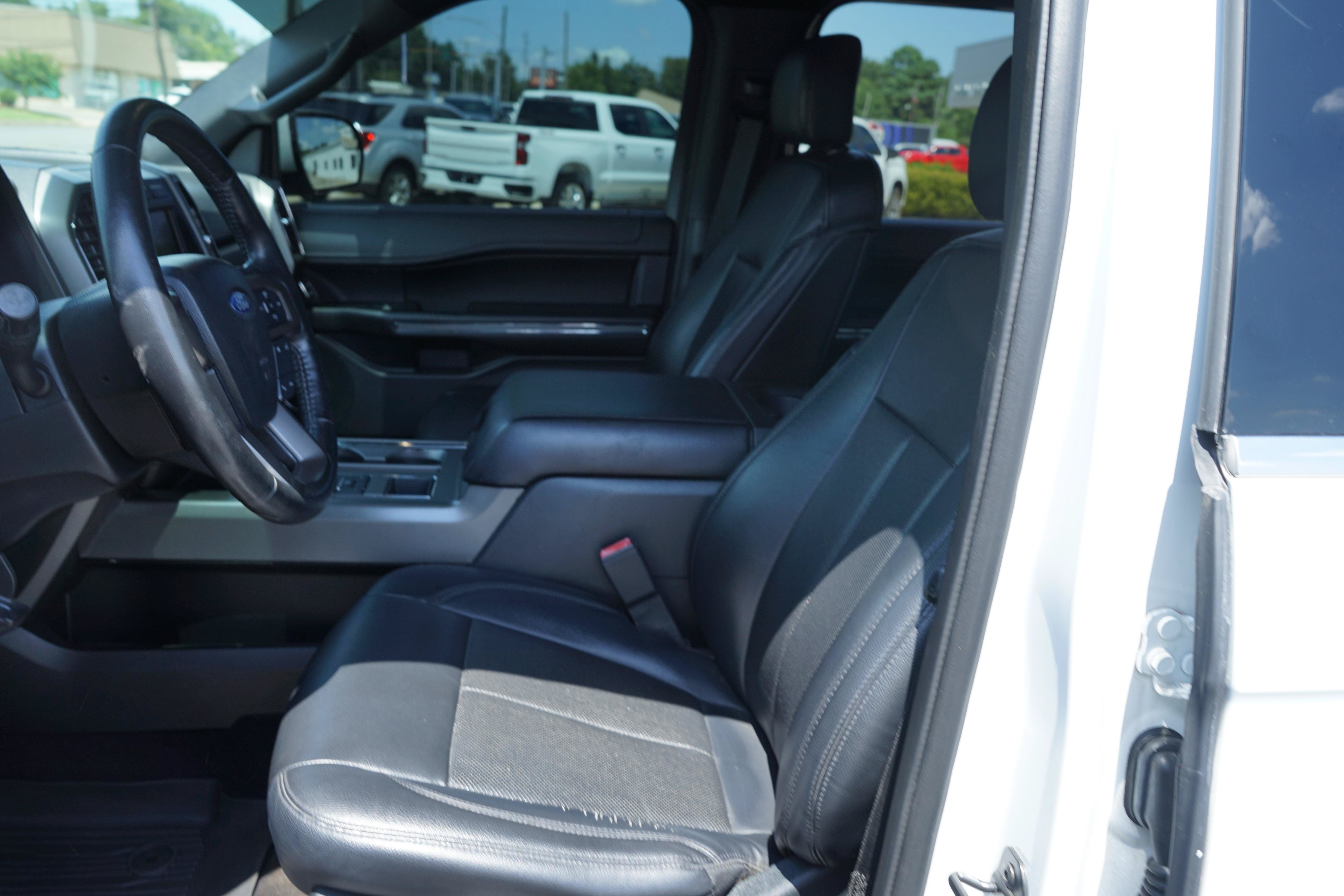Used 2019 Ford Expedition XLT w/ Equipment Group 201A RWD image 9