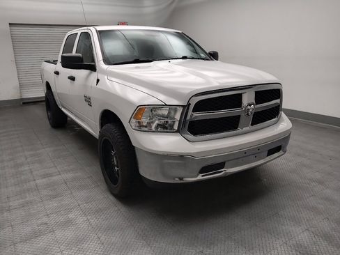 Used 2022 RAM 1500 Classic SLT RWD image 13