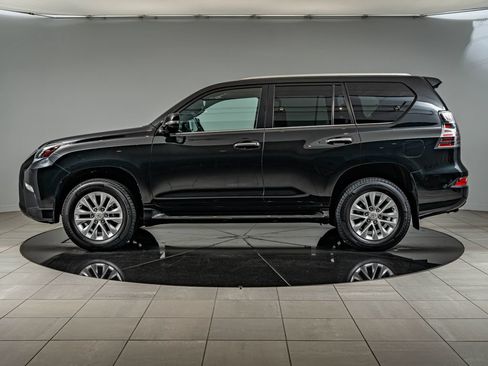Certified 2023 Lexus GX 460 Premium w/ Premium Plus Package AWD/4WD image 8