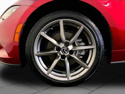 Used 2023 MAZDA MX-5 Miata Grand Touring RWD image 11