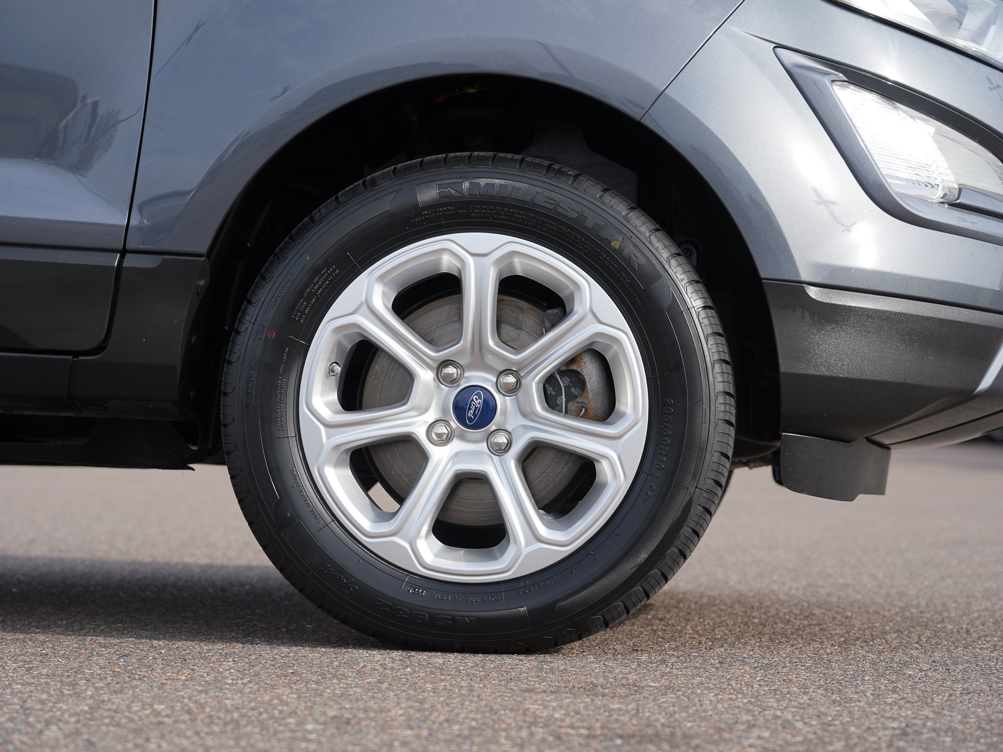 Used 2019 Ford EcoSport SE AWD/4WD image 11