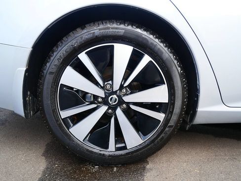 Used 2021 Nissan Altima 2.5 SV w/ SV Premium Package FWD image 34