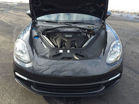 Used 2017 Porsche Panamera 4S w/ Premium Package Plus image 54