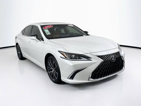 Used 2023 Lexus ES 350 w/ Premium Package FWD image 10