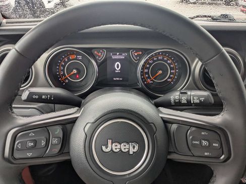 Used 2023 Jeep Wrangler Unlimited Sport AWD/4WD image 27