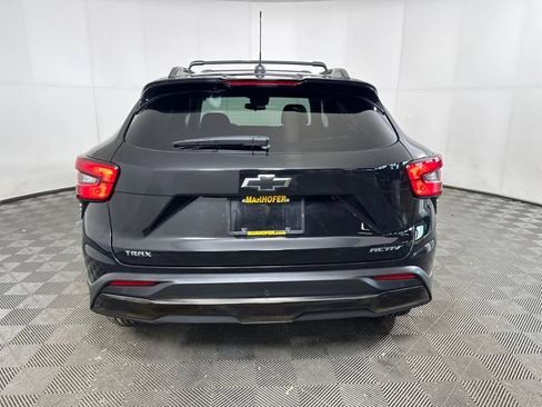 Used 2025 Chevrolet Trax ACTIV w/ Driver Confidence Package image 10