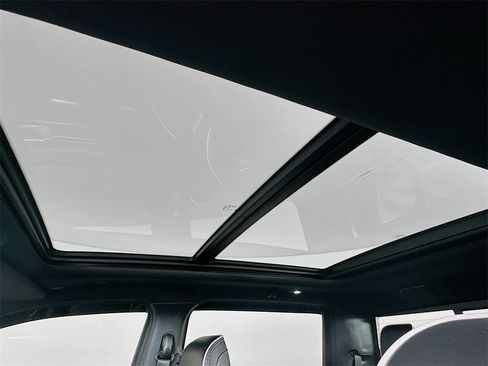 Used 2025 RAM 1500 Laramie w/ Night Edition image 21