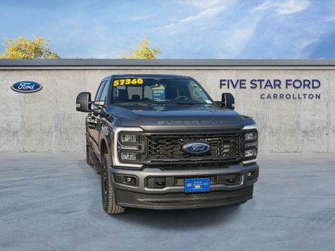 Certified 2025 Ford F250 XL w/ STX Appearance Package AWD/4WD image 3