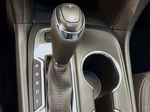 Used 2021 Chevrolet Equinox LT image 25