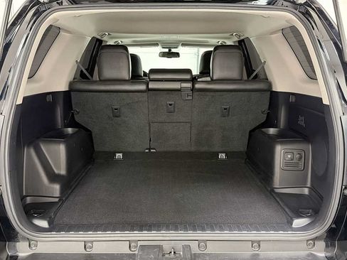 Used 2015 Toyota 4Runner Limited AWD/4WD image 28