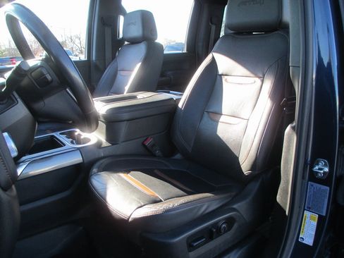 Certified 2021 GMC Sierra 2500 AT4 w/ Gooseneck/5TH Wheel Package image 17