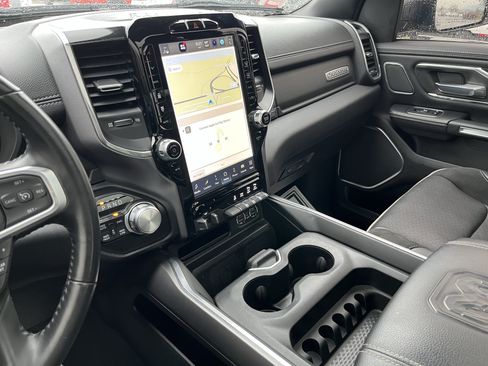 Used 2022 RAM 1500 Laramie AWD/4WD image 30