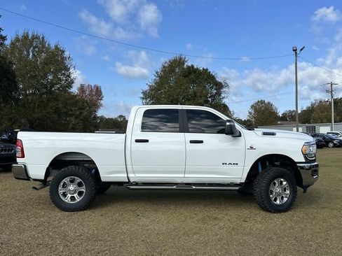 Used 2024 RAM 2500 Big Horn w/ Off Road Package image 4
