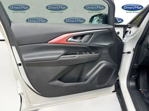 Used 2024 Chevrolet Equinox EV RS FWD image 20