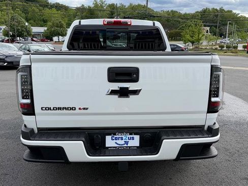 Used 2017 Chevrolet Colorado Z71 AWD/4WD image 5