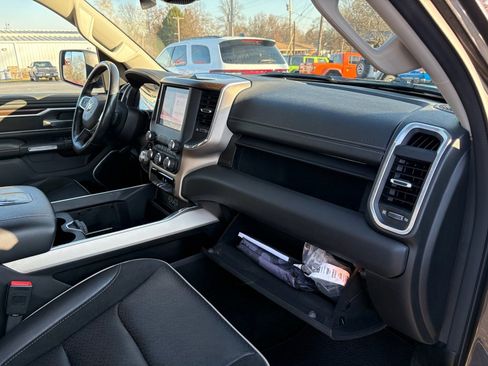 Used 2022 RAM 1500 Laramie image 35