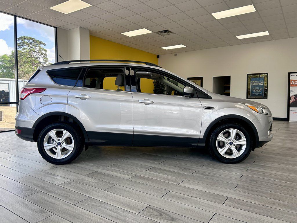 Used 2014 Ford Escape SE w/ Equipment Group 201A FWD image 5