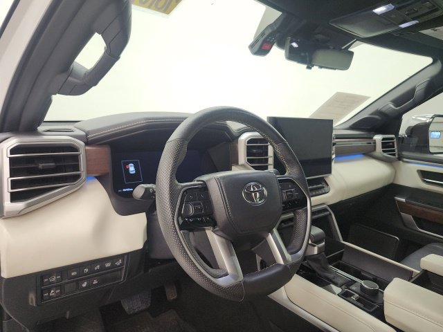 Used 2024 Toyota Sequoia Capstone AWD/4WD image 10