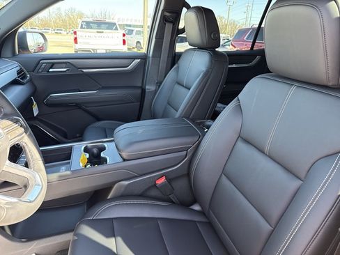New 2026 GMC Acadia Elevation w/ Black Edition FWD image 5