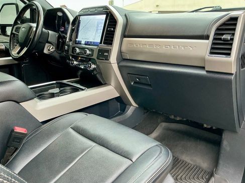 Used 2022 Ford F250 Lariat w/ Lariat Value Package image 25