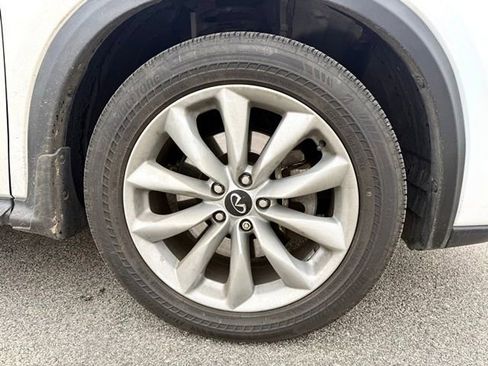 Used 2021 INFINITI QX50 Luxe image 24