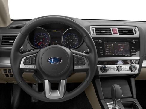 Used 2017 Subaru Outback 2.5i Premium AWD/4WD image 10