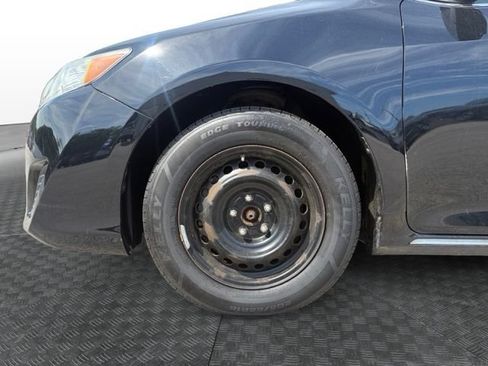 Used 2012 Toyota Camry LE FWD image 14