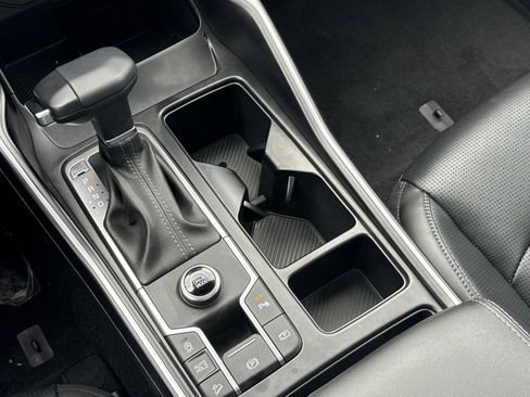 New 2026 Kia Sorento S w/ S Panoramic Sunroof Package image 25