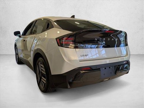 New 2026 Nissan Leaf SV+ w/ Floor Mat Package (SV+) FWD image 8