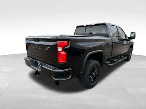Used 2023 Chevrolet Silverado 2500 LTZ w/ LTZ Plus Package image 14