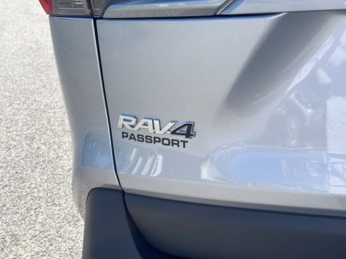 Certified 2025 Toyota RAV4 LE AWD/4WD image 14