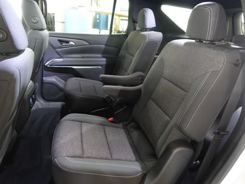 Used 2026 Chevrolet Traverse LT w/ Driver Confidence Package FWD image 20