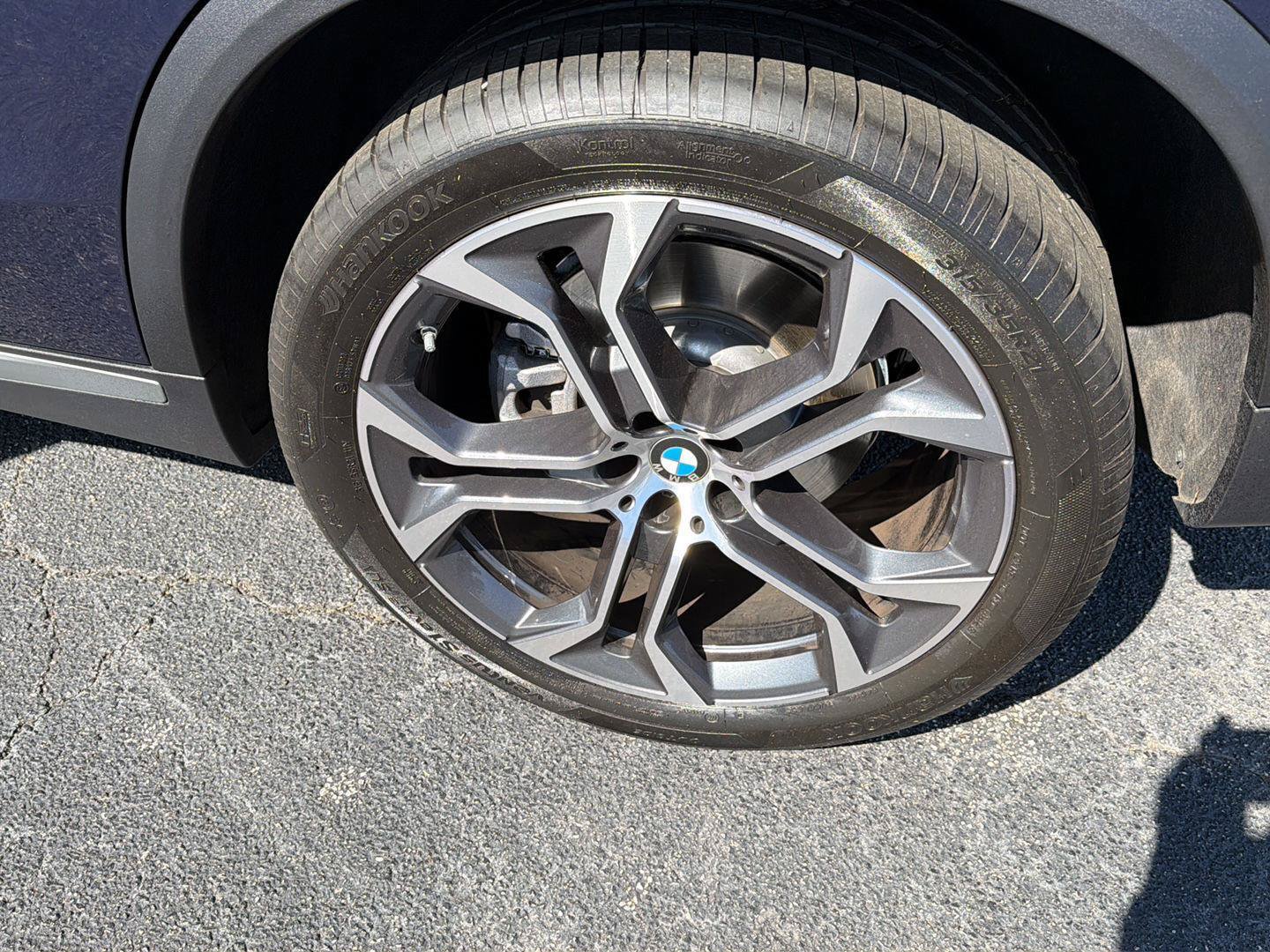 Used 2024 BMW X5 sDrive40i w/ Premium Package RWD image 39