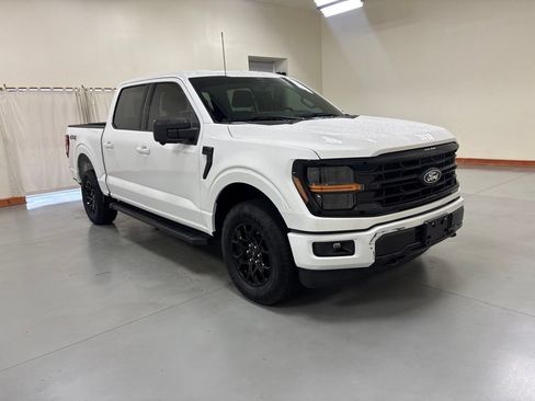 Used 2024 Ford F150 XLT w/ XLT Black Appearance Package AWD/4WD image 2