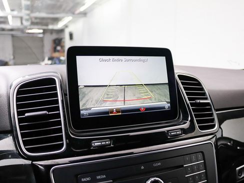 Used 2018 Mercedes-Benz GLE 350 image 28