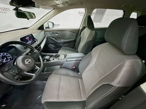 Used 2023 Nissan Rogue SV image 19