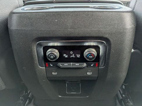 Used 2023 GMC Yukon Denali AWD/4WD image 25