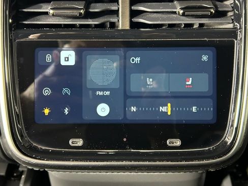Used 2024 Rivian R1S Adventure AWD/4WD image 17