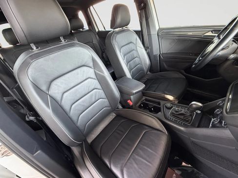 Used 2021 Volkswagen Tiguan SEL Premium R-Line AWD/4WD image 19