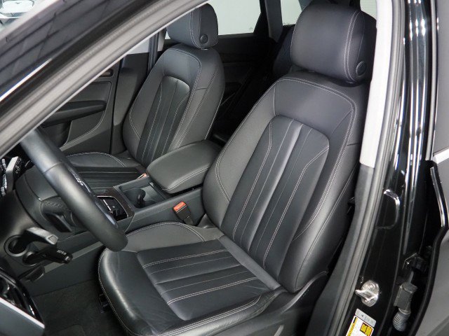 Used 2023 Audi Q5 2.0T Premium w/ Convenience Package AWD/4WD image 14