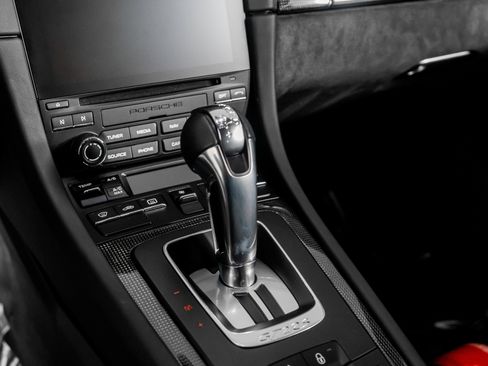 Used 2018 Porsche 911 GT2 RS w/ Weissach Package image 40