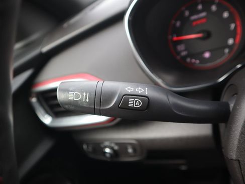 Used 2023 Chevrolet TrailBlazer RS image 20