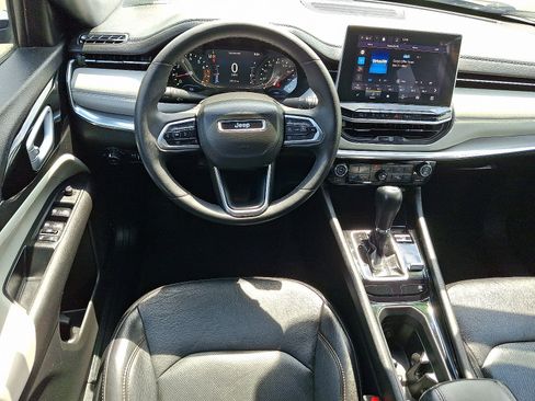 Certified 2023 Jeep Compass Limited AWD/4WD image 12