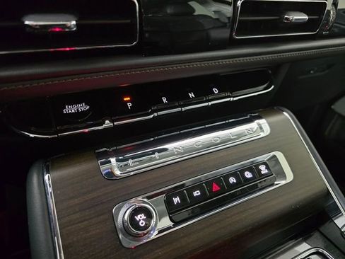 Used 2025 Lincoln Aviator Reserve w/ Equipment Group 201A image 34