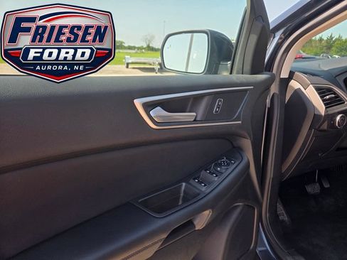 Used 2023 Ford Edge SEL w/ Convenience Package AWD/4WD image 9